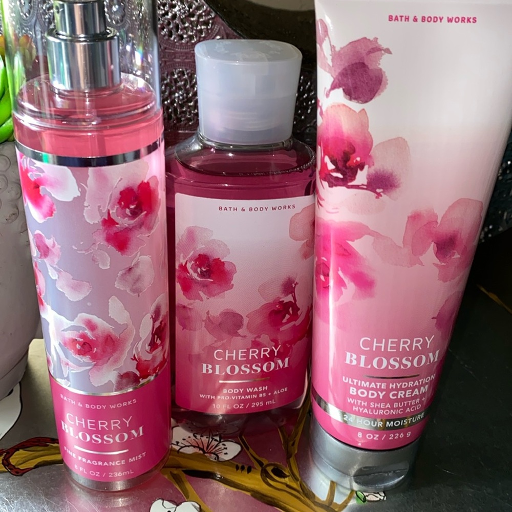 Bath and Bodyworks Cherry Blossom 🌸 Gift Set Combo